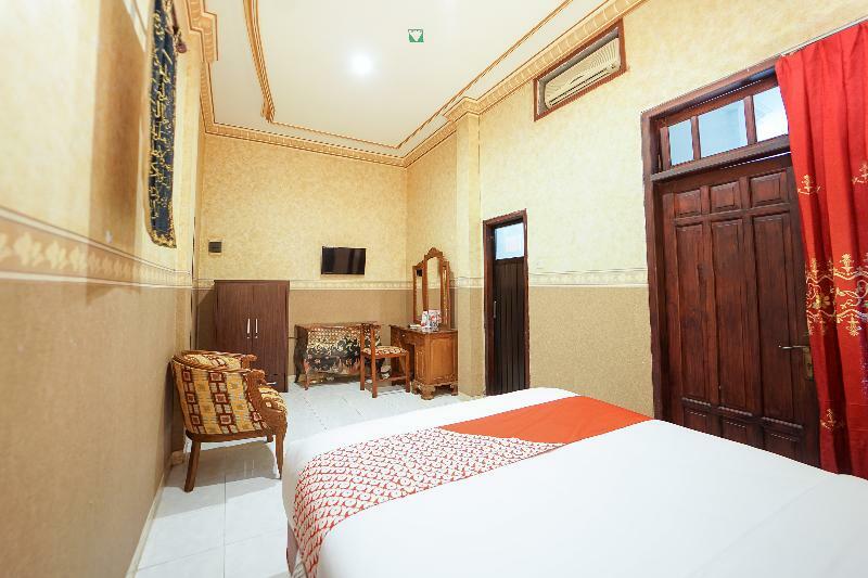 Oyo 231 Hotel Andita Syariah Surabaya Exterior foto