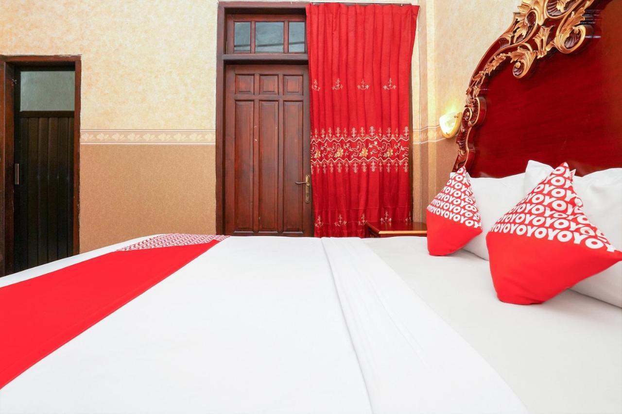 Oyo 231 Hotel Andita Syariah Surabaya Exterior foto